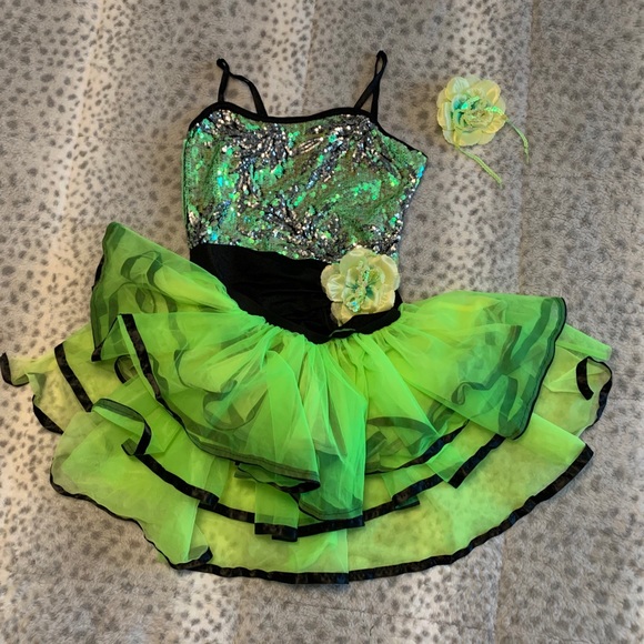 Neon green & black funky jazz costume tulle skirt.